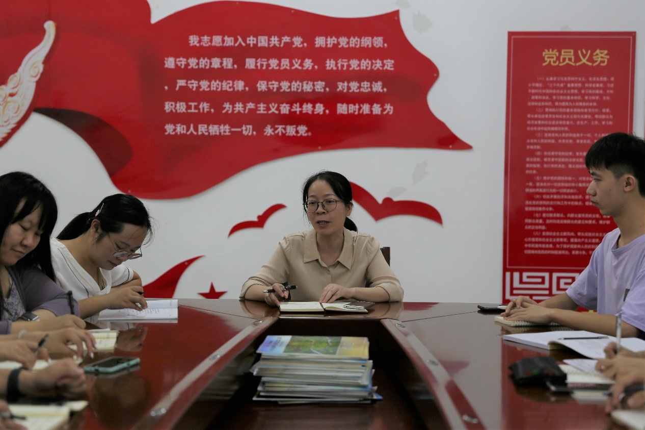 新学期化学化工学院三大机构例会顺利举行