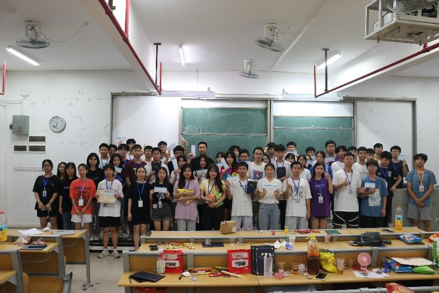 感恩相遇 共创未来——2021年化学化工学院学生会期末总结大会暨欢送仪式圆满结束